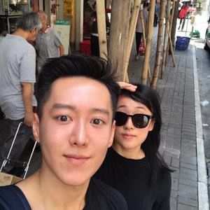 Meet your Posher, Don